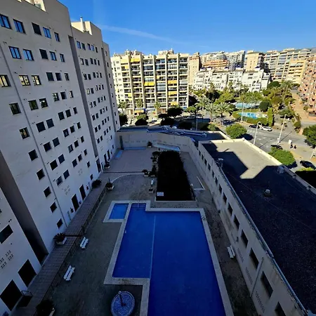 Cala Front Line Lejlighed Benidorm