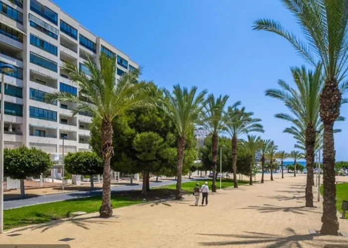 Benidorm Cala Front Line *
